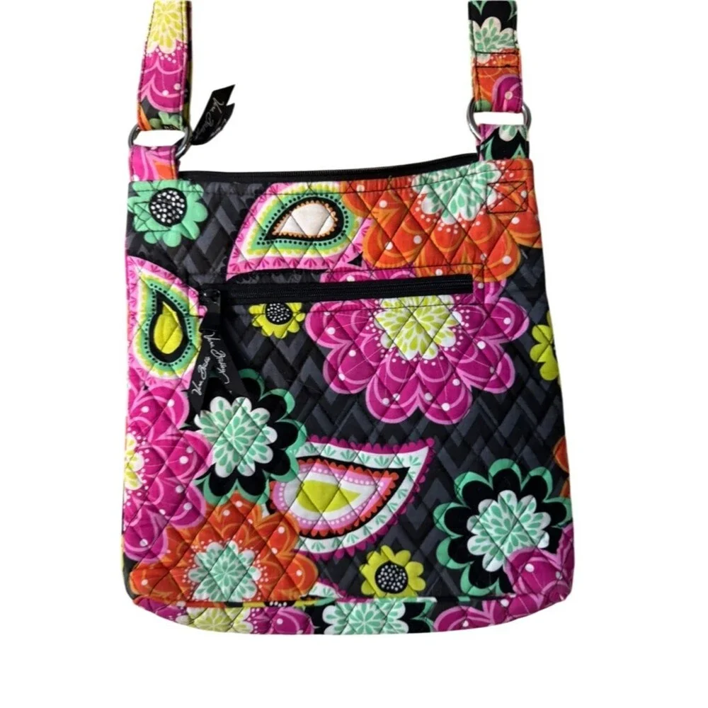 Vera Bradley Triple Zip Hipster Crossbody Bag In Ziggy Zinnia NWOT - Picture 9 of 12